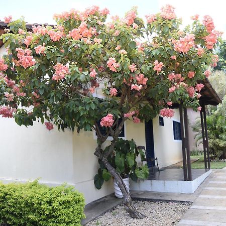 Rosa Spa e Hotel Aparecida de Goiânia Esterno foto